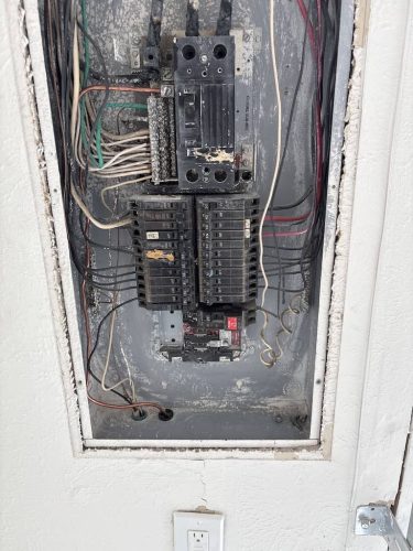 Electricians-Fort-Worth-TX-33