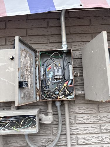 Electricians-Fort-Worth-Texas-1-1.27.26