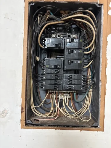 Electricians-Fort-Worth-Texas-1-4.7.26