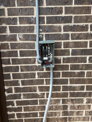 Electricians-Fort-Worth-Texas-10-13-26-006