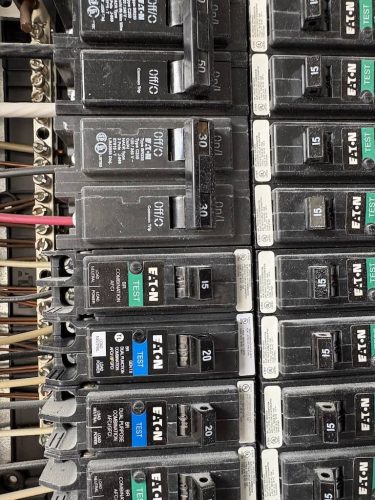 Electricians-Fort-Worth-Texas-6-16-26-009
