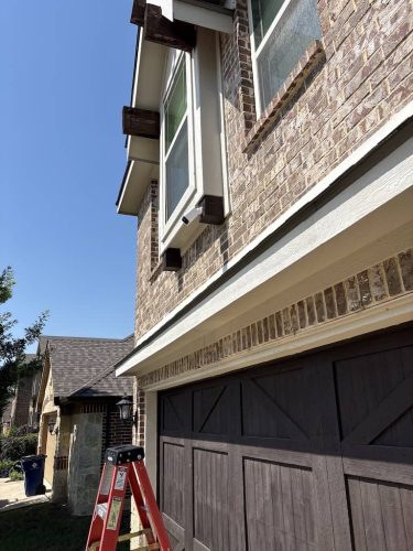 Electricians-Fort-Worth-Texas-6-2-26-003
