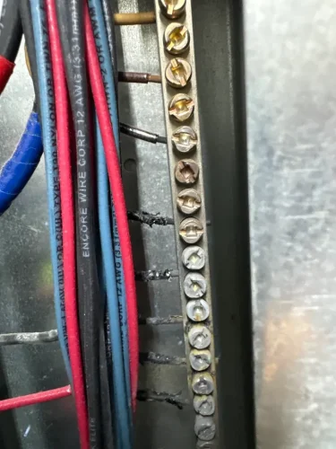Electricians-Fort-Worth-Texas-6-30-26-003