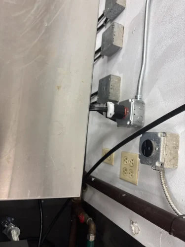 Electricians-Fort-Worth-Texas-6-30-26-004