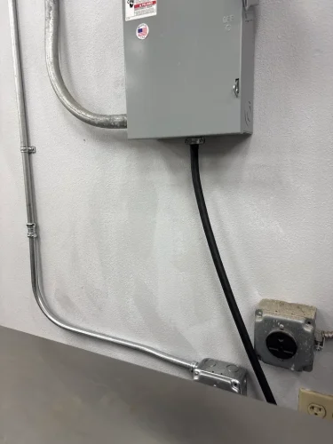Electricians-Fort-Worth-Texas-6-30-26-005