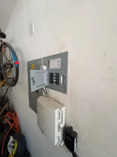 Electricians-Fort-Worth-Texas-6-9-26-002