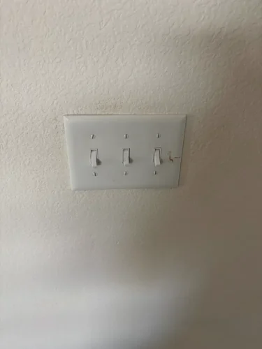 Electricians-Fort-Worth-Texas-6-9-26-005