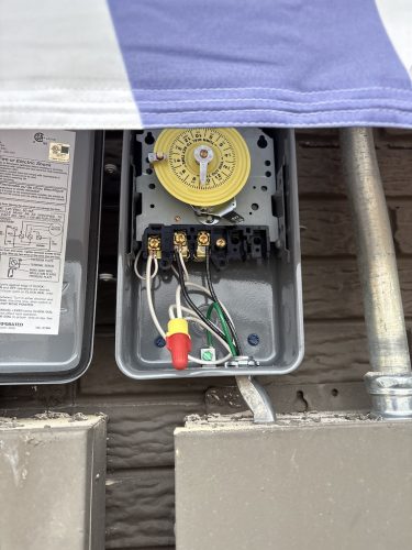 Electricians-Fort-Worth-Texas-7-1.27.26