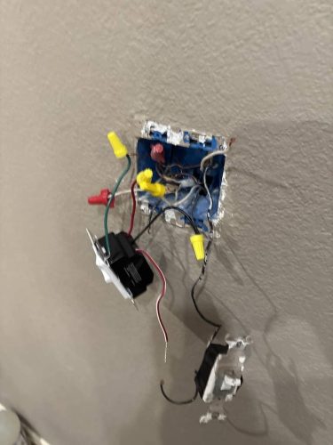 electricians-Fort-Worth-Texas-1-3.3.26